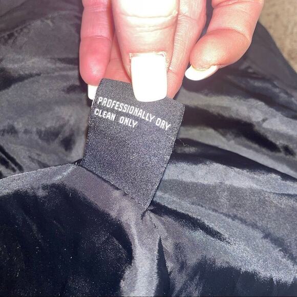 Guess women’s puffer coat jacket in black zip up SZ Sm black down full zip - Picture 7 of 12